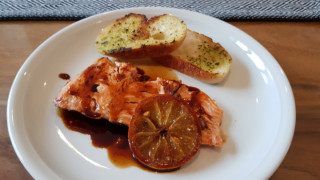 Honig-Knoblauch Lachs