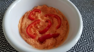 Paprika-Feta Aufstrich